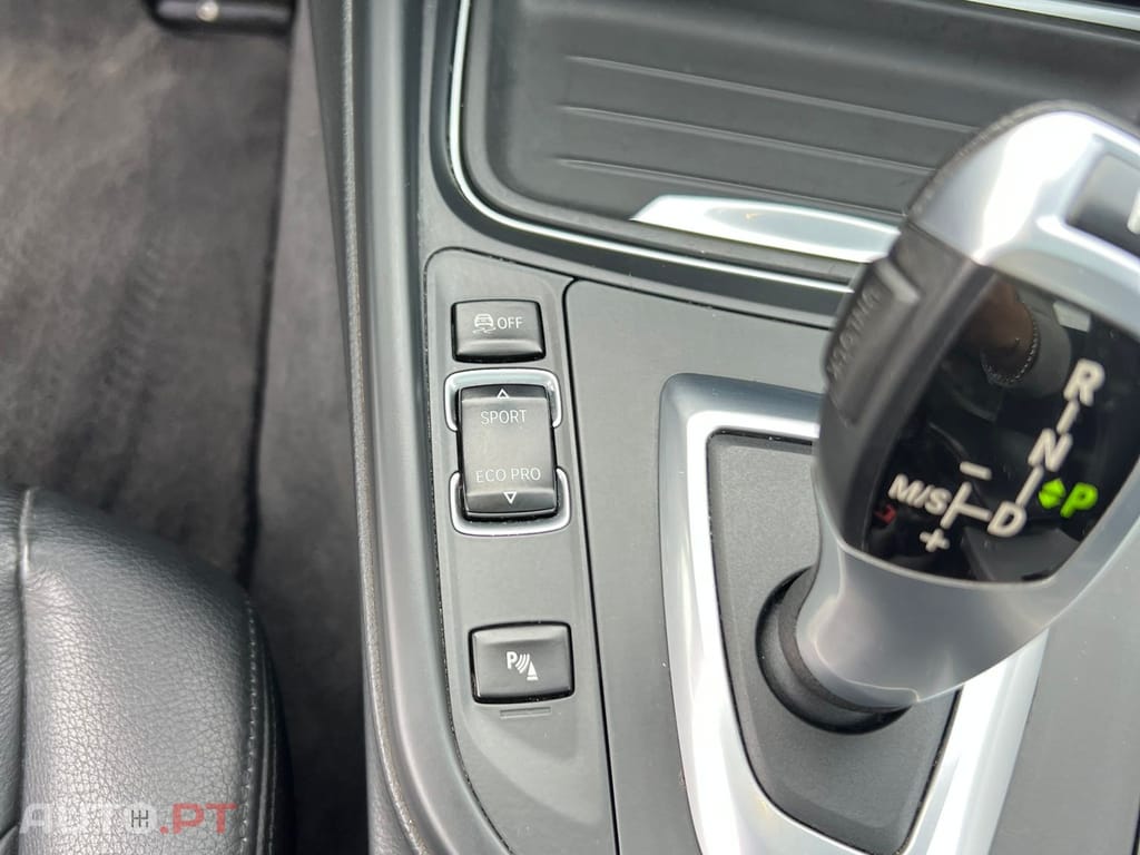 BMW 328 i Auto