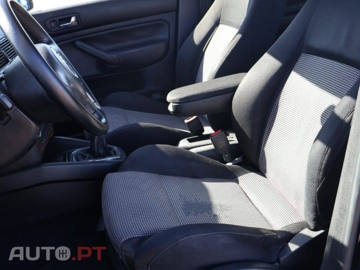 Volkswagen Bora 1.9 TDi Highline