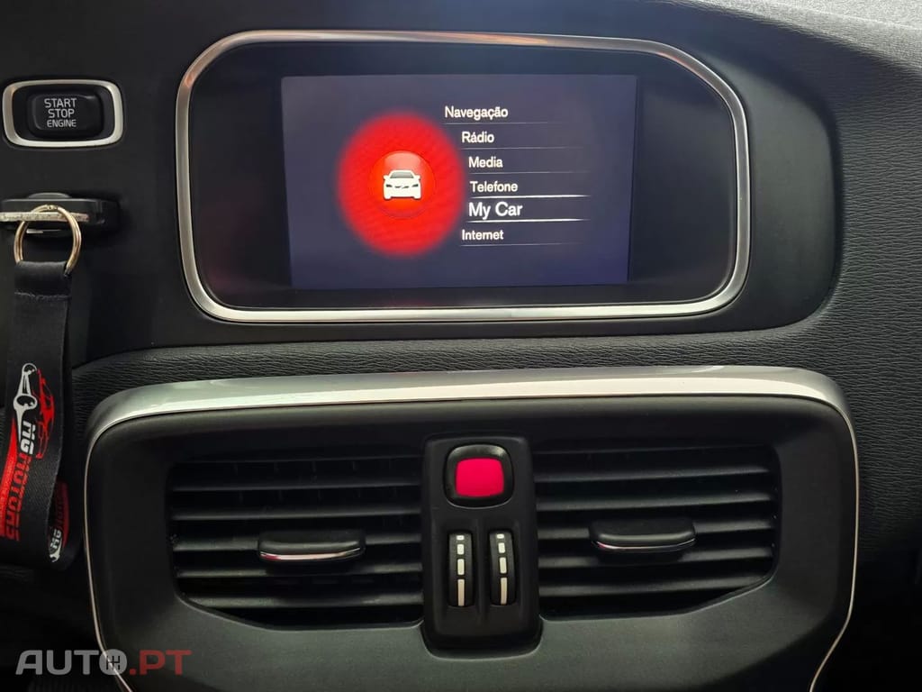 Volvo V40 Cross Country 2.0 D2 Momentum Geartronic