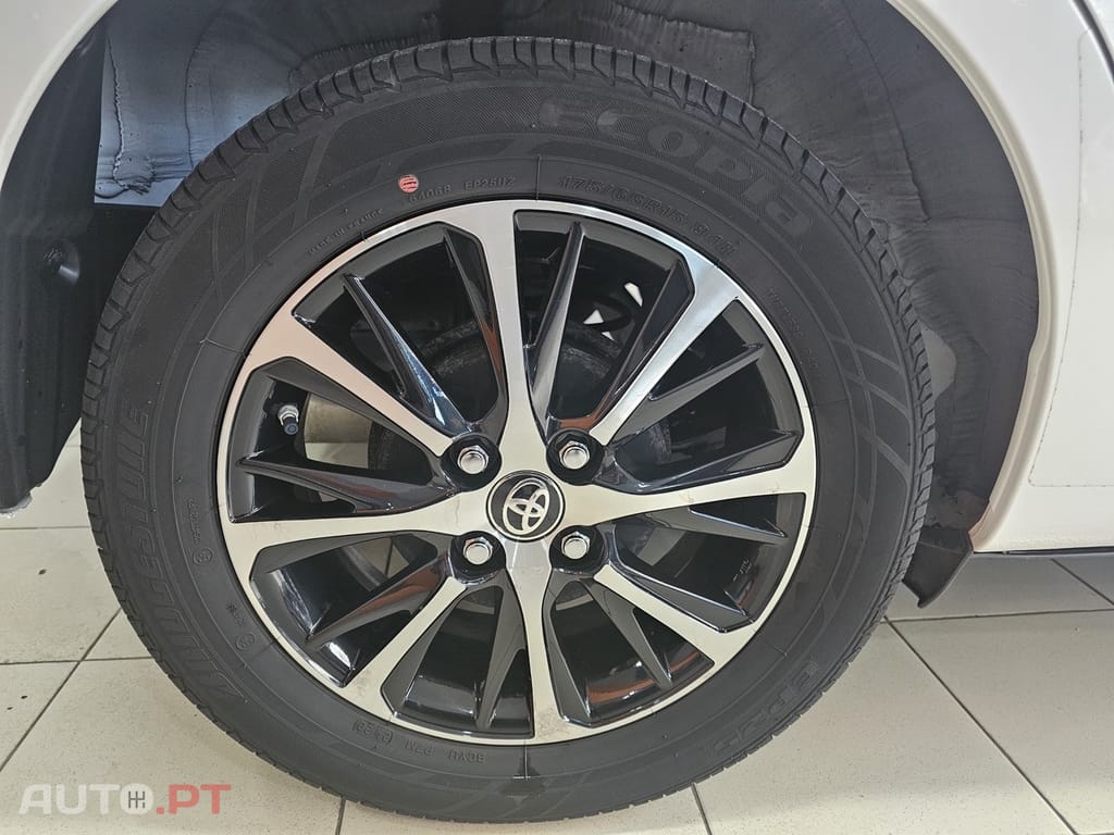 Toyota Yaris 1.0 VVT-i ACtive