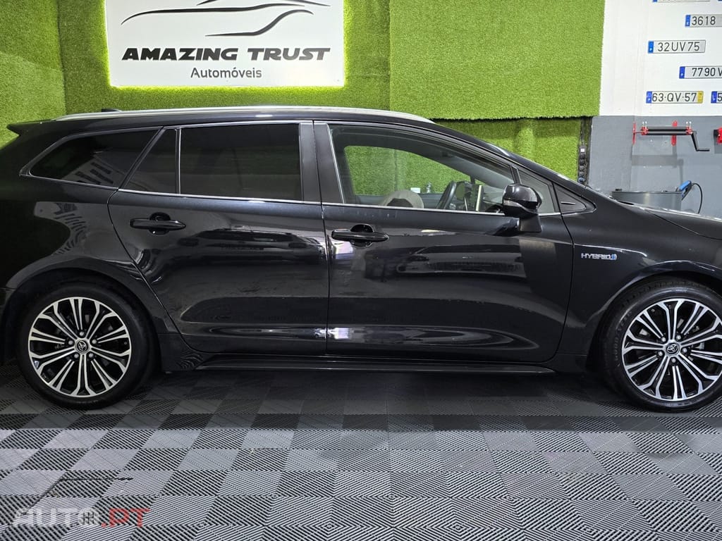 Toyota Corolla 1.8 Hybrid Comfort+P.Sport