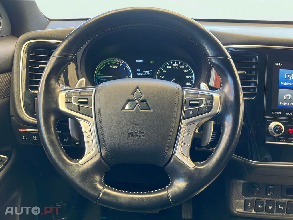 Mitsubishi Outlander 2.4 Instyle