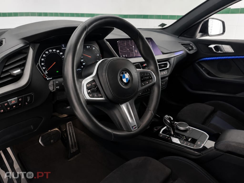 BMW 116 d Pack Desportivo M Auto
