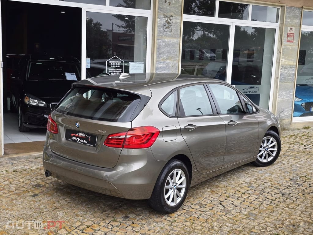 BMW 216 d Advantage