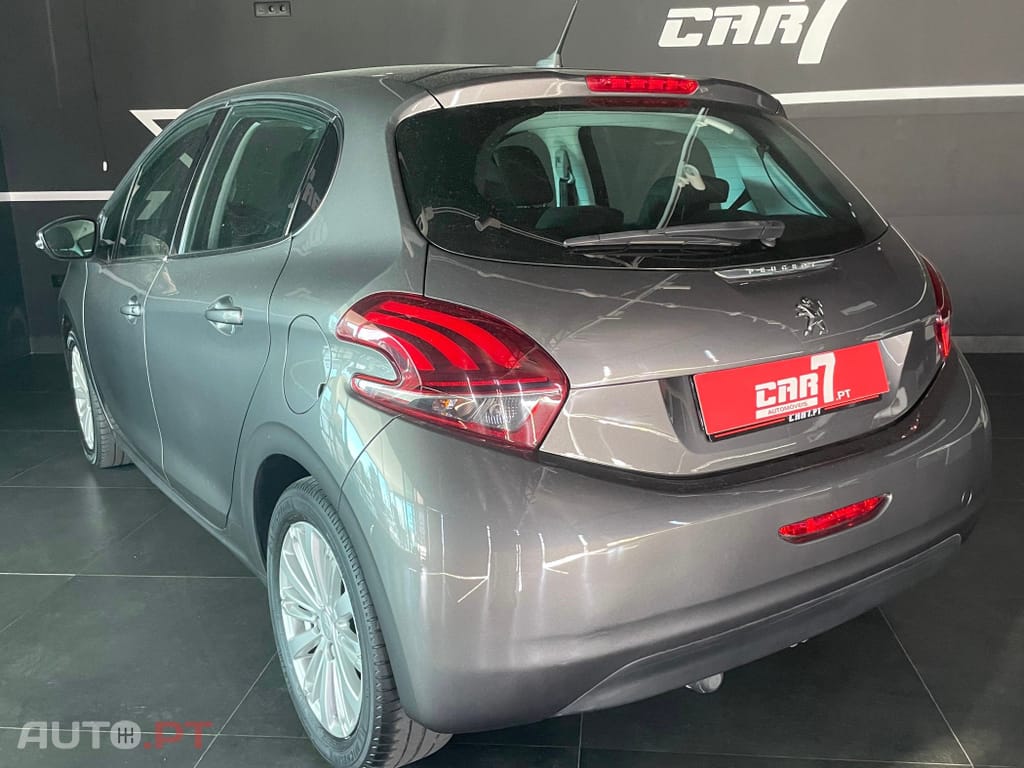 Peugeot 208 1.2 PureTech Allure