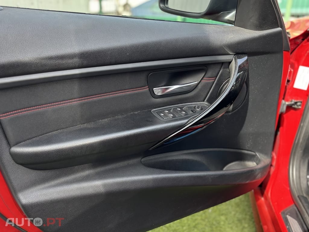 BMW 328 i Touring Aut. Sport Line