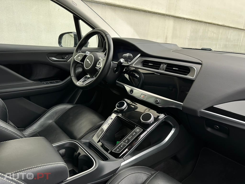 Jaguar I-Pace EV400 AWD HSE