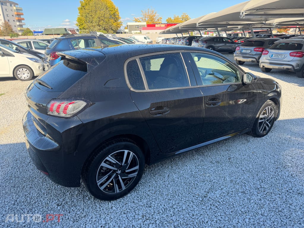 Peugeot 208 PureTech 100 Allure