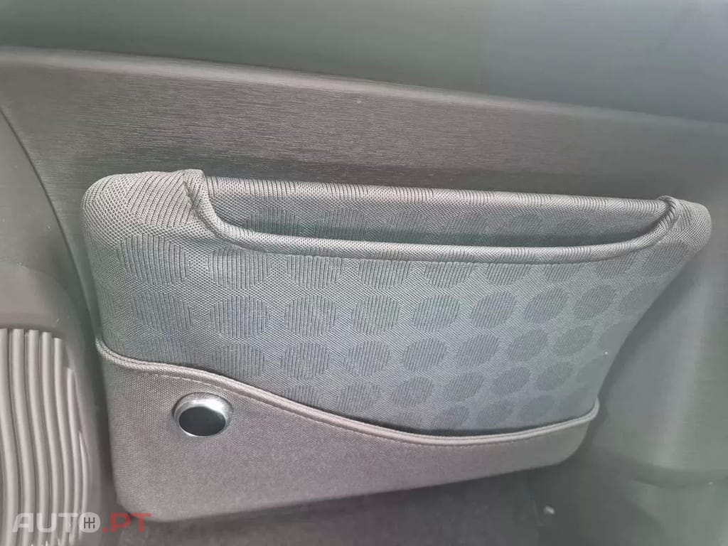 Toyota iQ 1.0 VVT-i Essential+AC