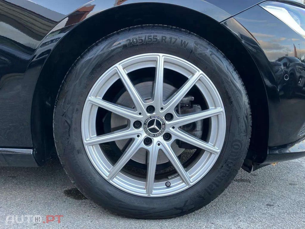 Mercedes-Benz CLA 200 Shooting Brake Progressive