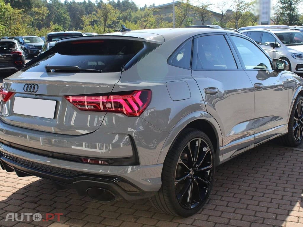 Audi RSQ3 2.5 TFSI