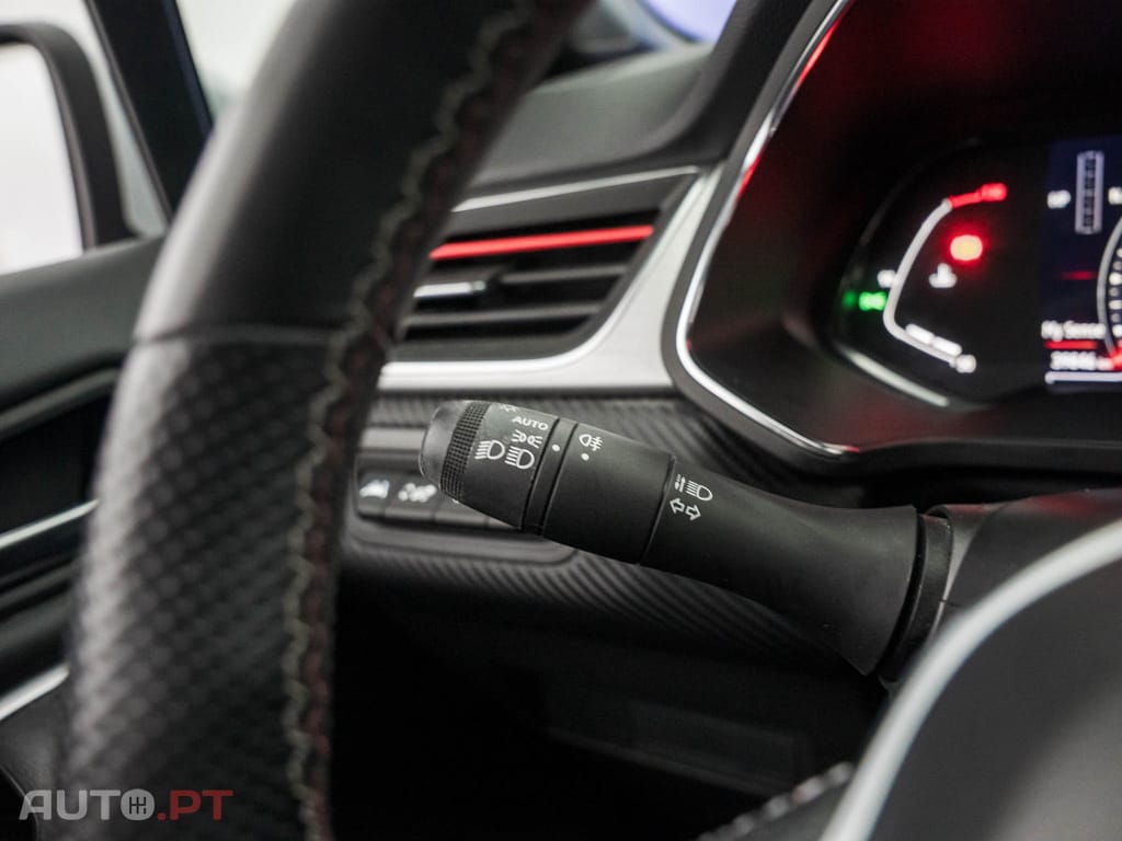 Renault Captur 1.0 TCe RS Line