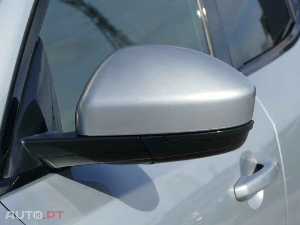 Jaguar E-Pace 1.5 P300e R-Dynamic HSE AWD Aut.