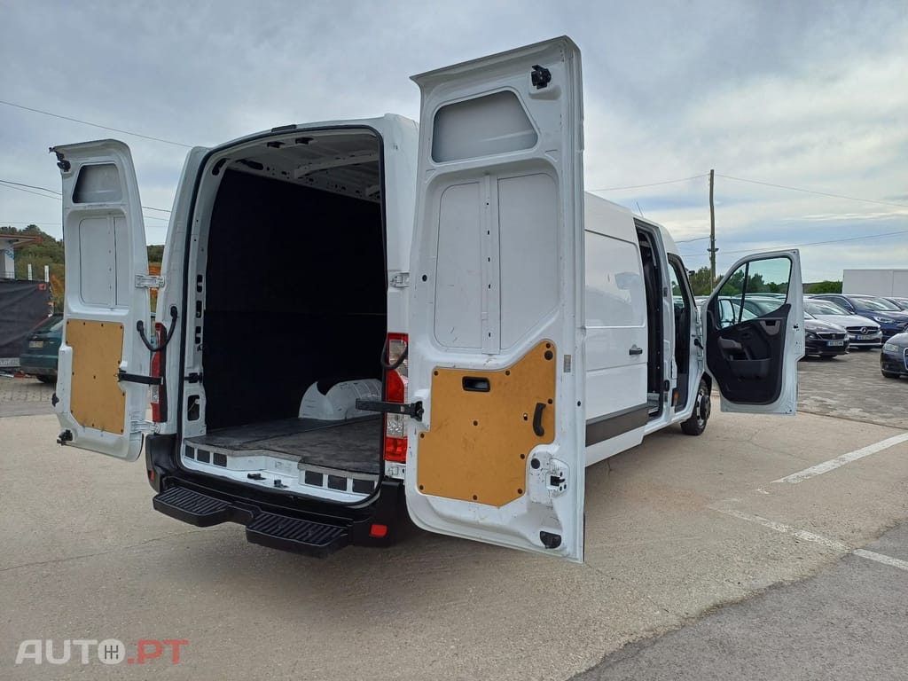 Renault Master 2.3 dCi L2 3.5T CD
