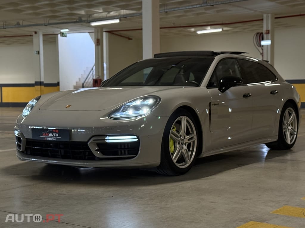 Porsche Panamera 4S E-Hybrid