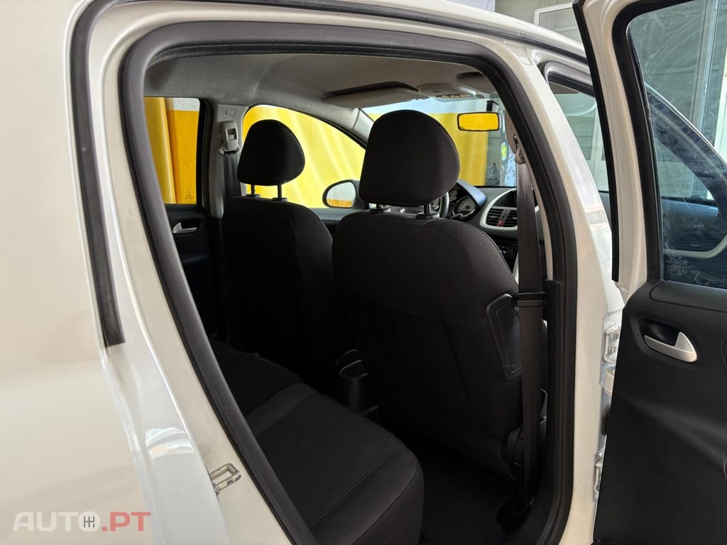 Peugeot 207 1.4 HDi Active