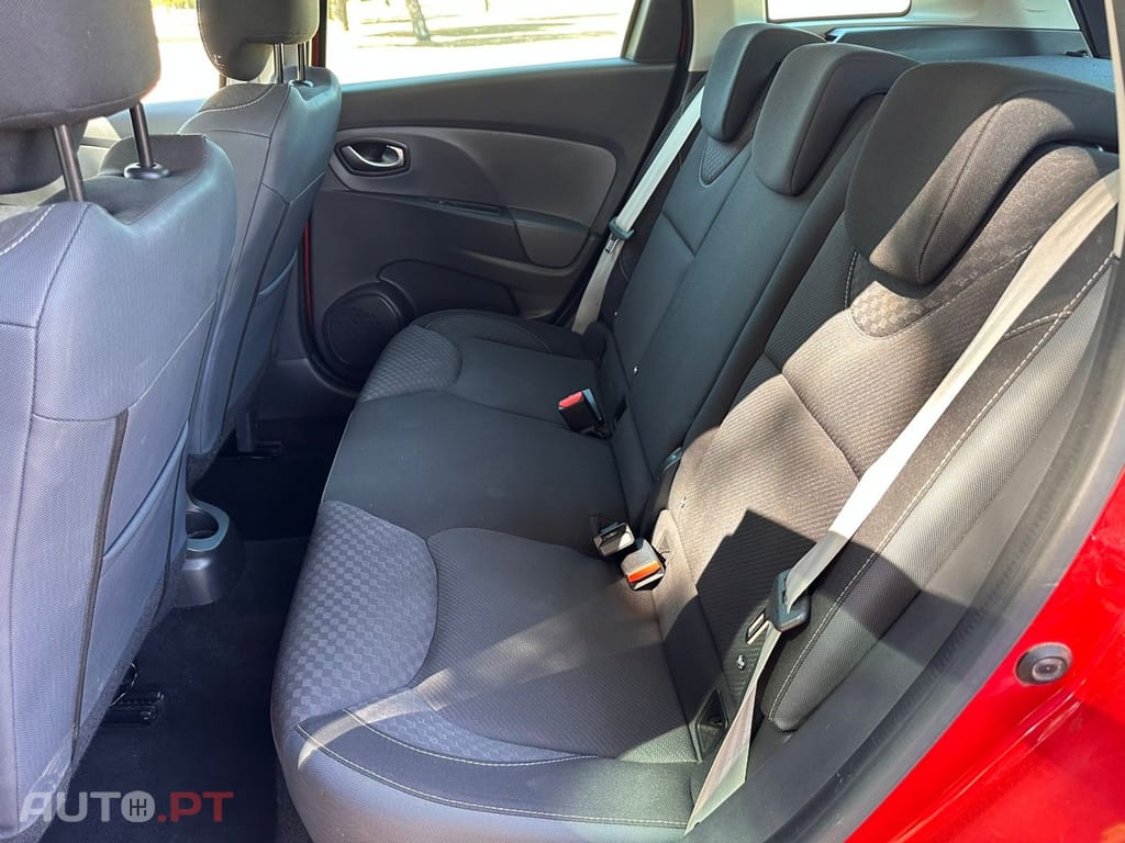 Renault Clio Sport Tourer 1.2 TCE GT EDC