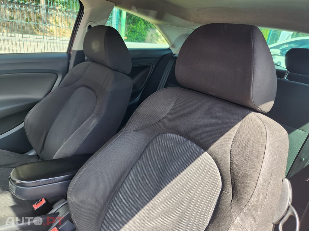 Seat Ibiza SC 1.6 TDi DPF