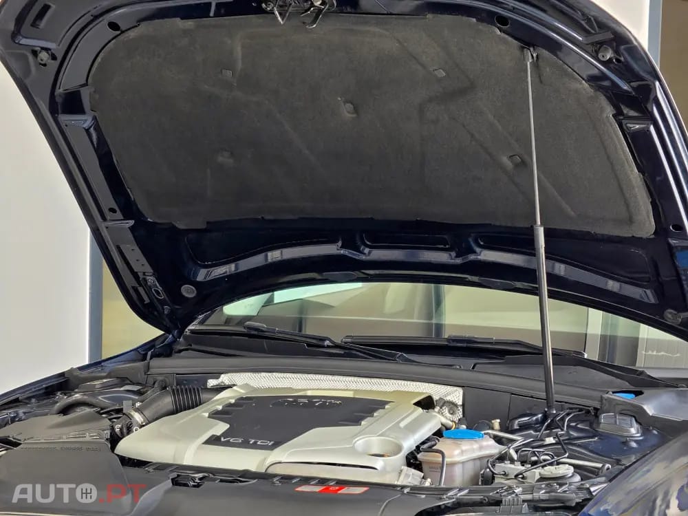 Audi A4 2.7 TDI V6 S-line Multitronic