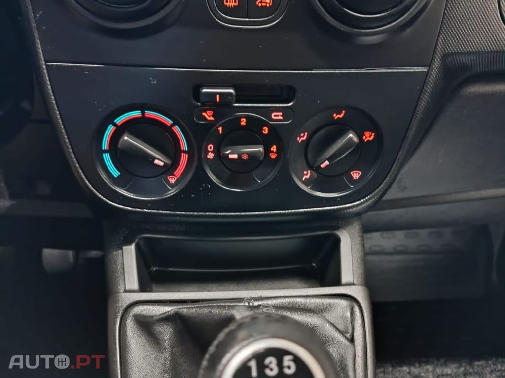 Fiat Fiorino 1.3 M-jet Adventure