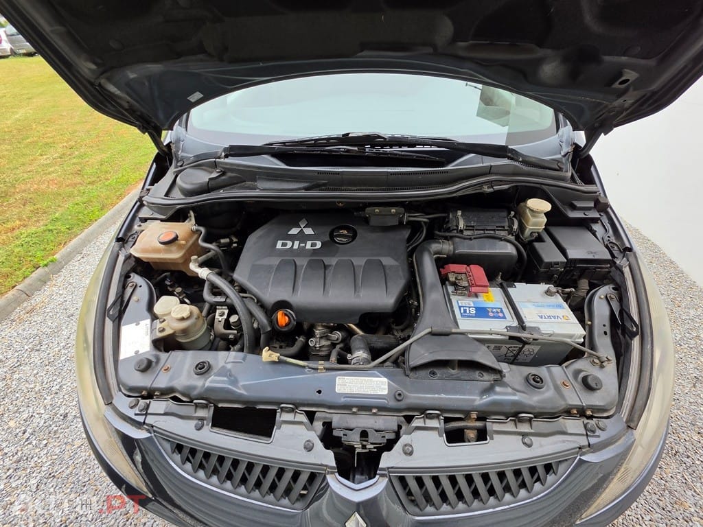 Mitsubishi Grandis 2.0 DI-D Inform