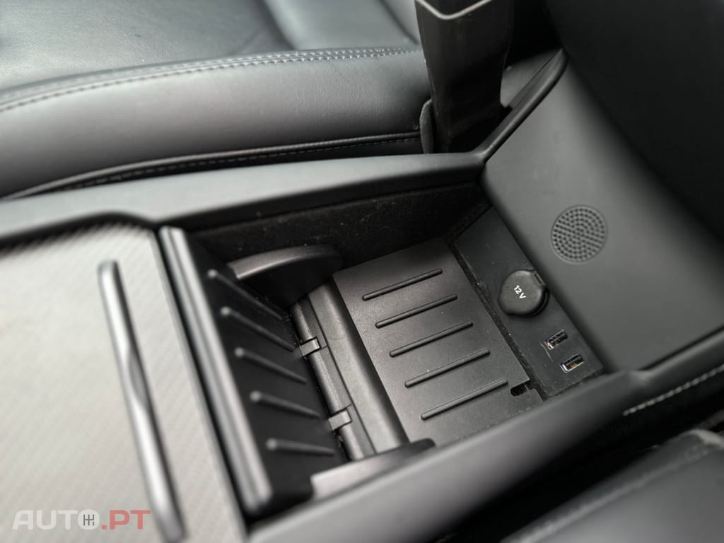 Tesla Model S 75D Dual Motor