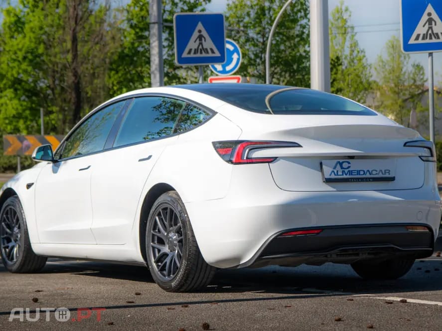 Tesla Model 3 Tração Traseira Premium