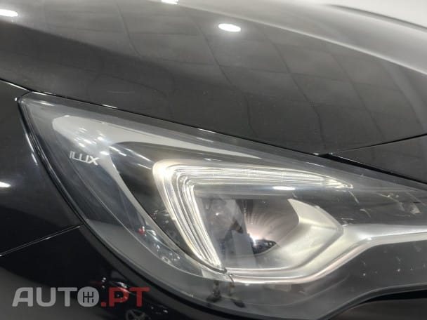 Opel Astra 1.2 T Design & Tech S/S