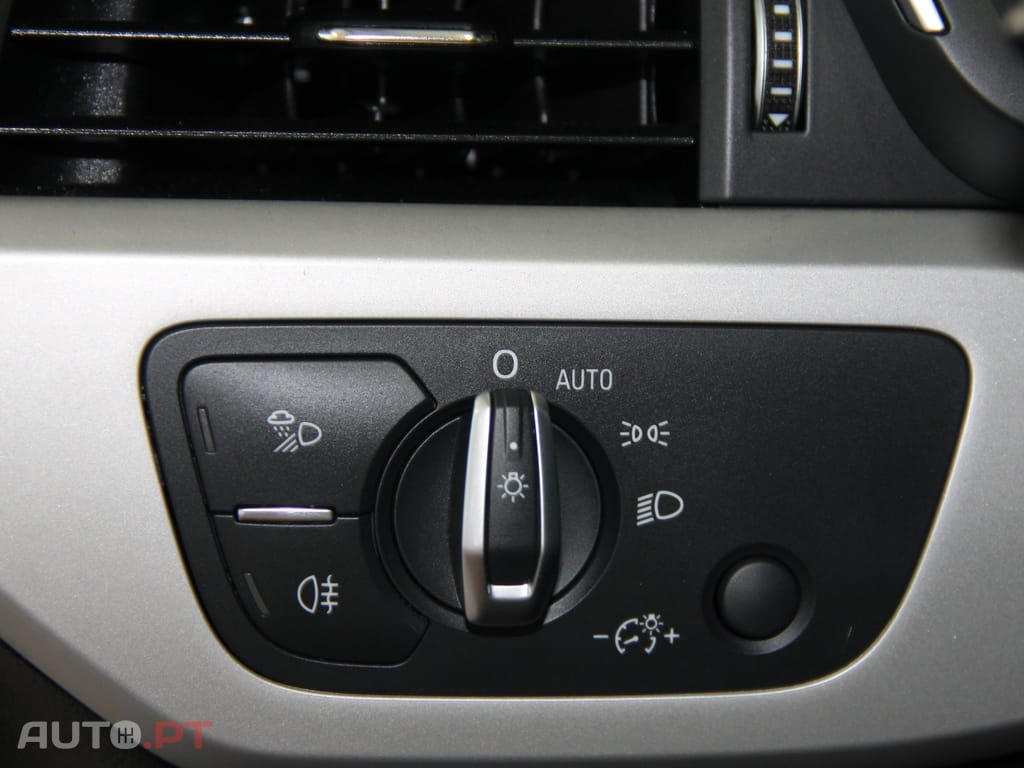 Audi A4 Avant 35 TDI S tronic
