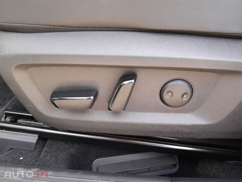 Nissan X-Trail 1.5 e-Power 158 kW 4x4 I.V.A DEDUTÍVEL 