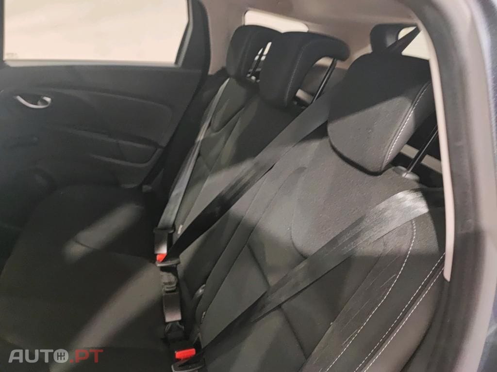 Renault Clio Sport Tourer 0.9 TCe Limited