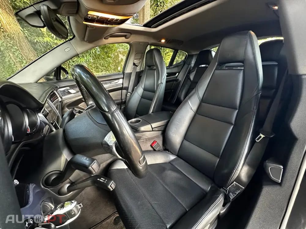 Porsche Panamera S PDK