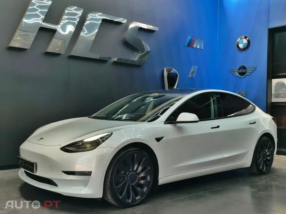 Tesla Model 3 Performance Tração Integral