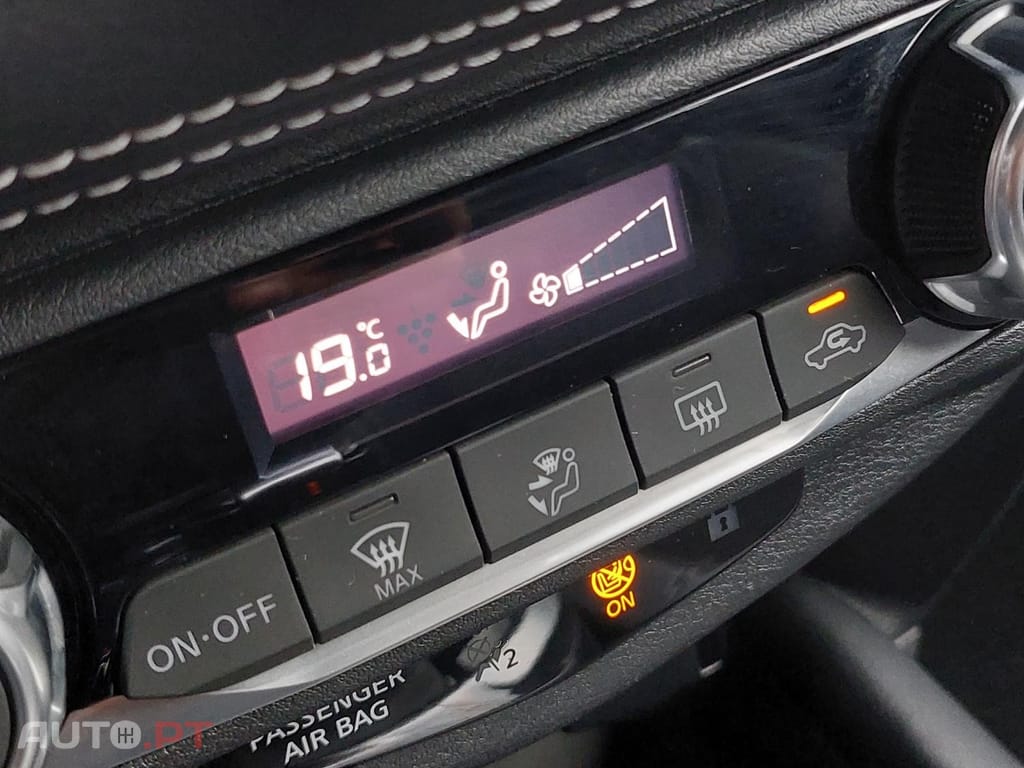 Nissan Juke 1.0 DIG-T N-Connecta DCT