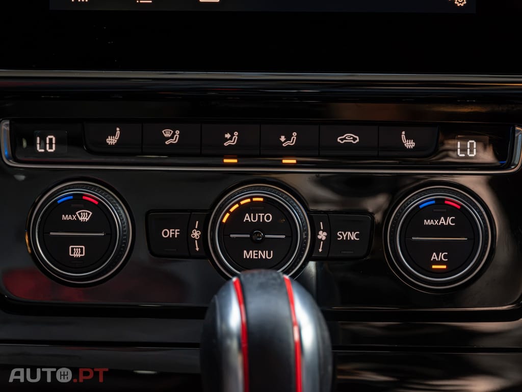 Volkswagen Golf 2.0 TSI TCR DSG