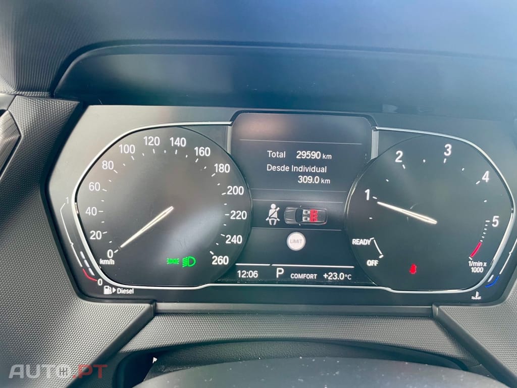 BMW 116 d Pack Desportivo M Auto