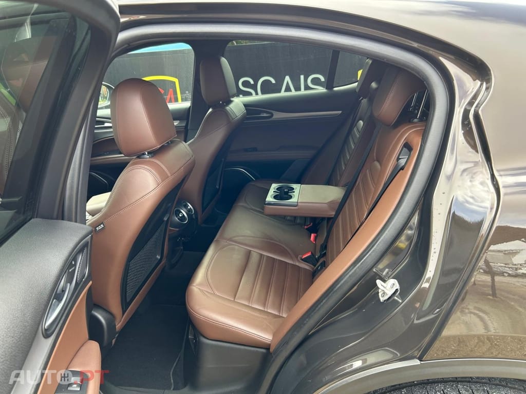 Alfa Romeo Stelvio 2.2 D Super AT8 Q4