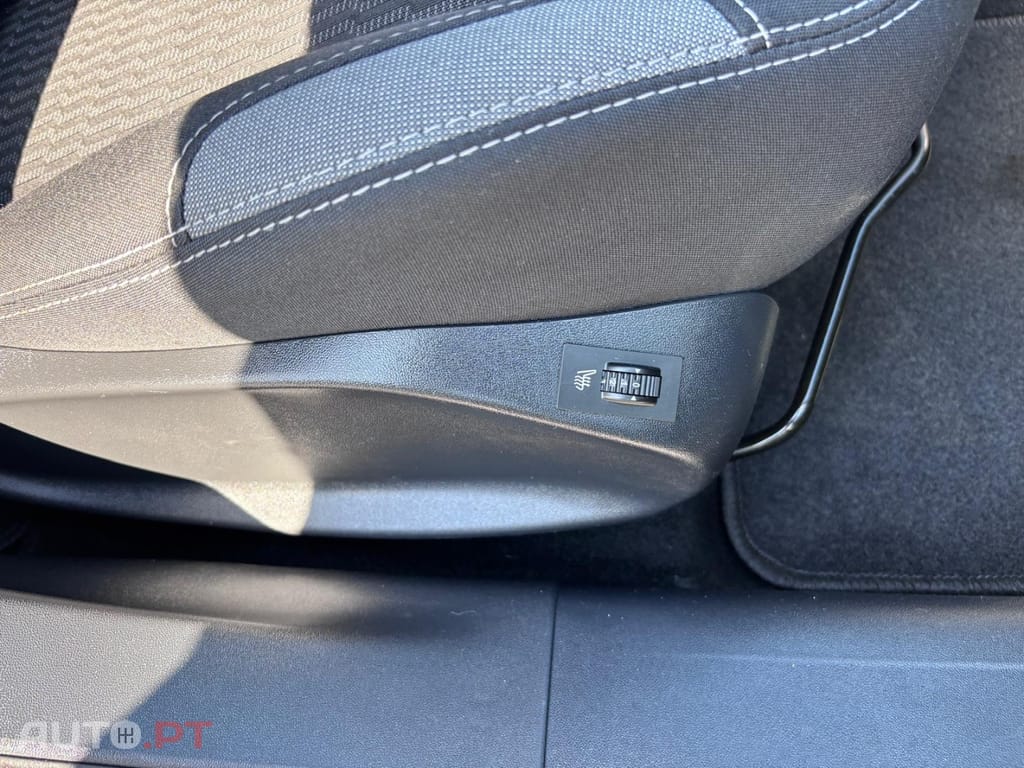 Peugeot 208 1.6 BlueHDi Allure