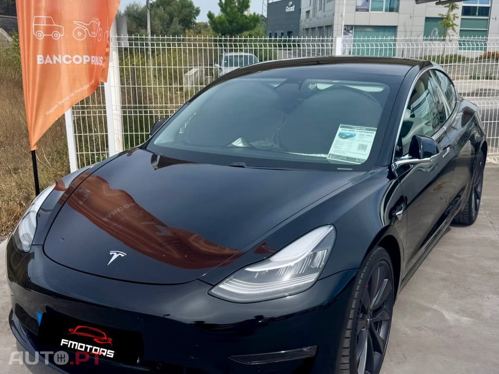 Tesla Model 3 Performance