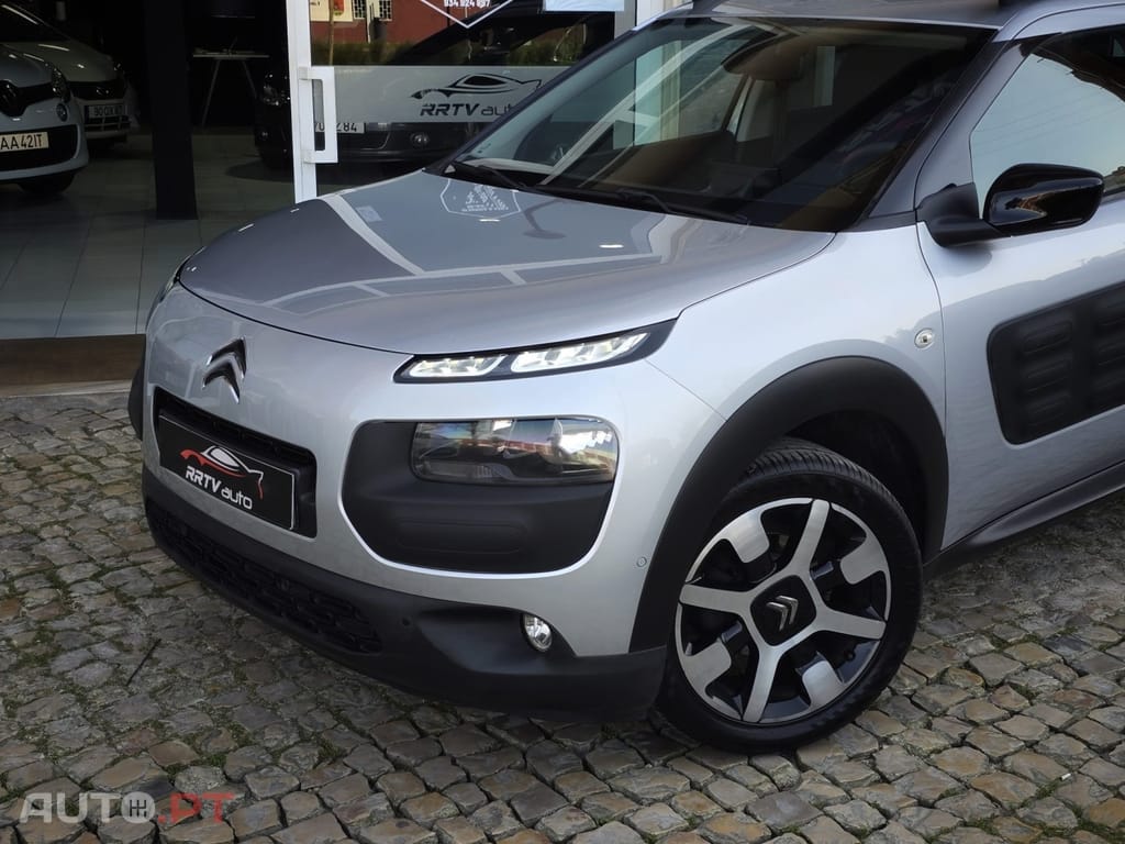 Citroen C4 Cactus 1.2 PureTech Shine