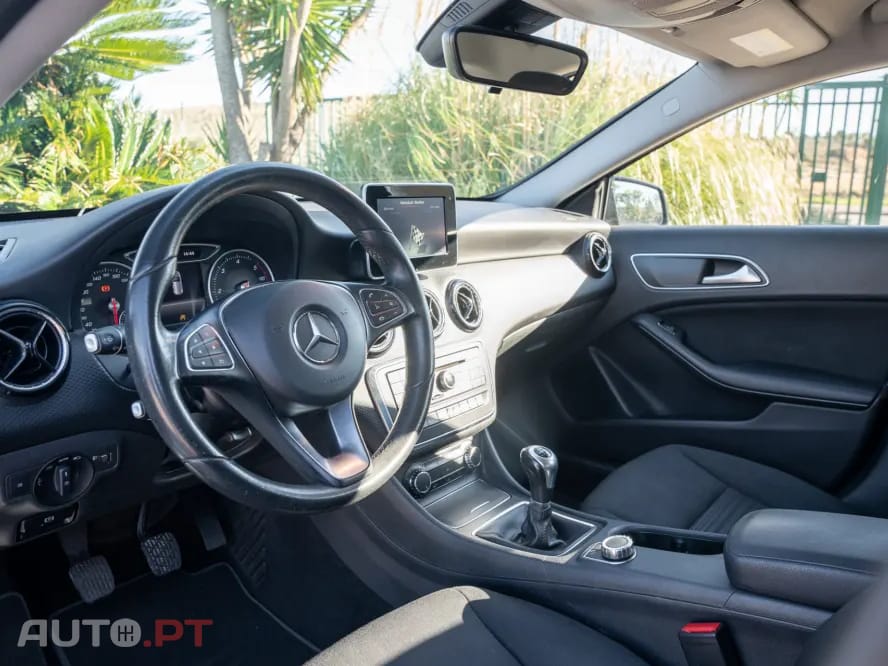 Mercedes-Benz A 180 d Fleet Pack Urban