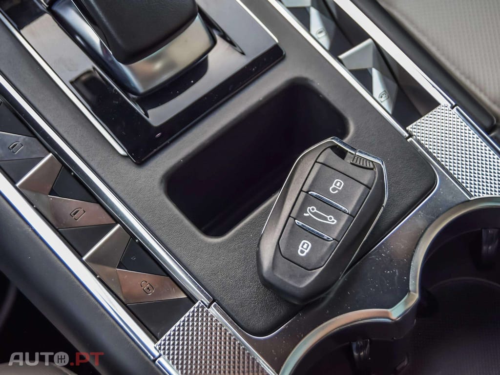 DS DS7 Crossback E-Tense 4x4 Rivoli 300cv