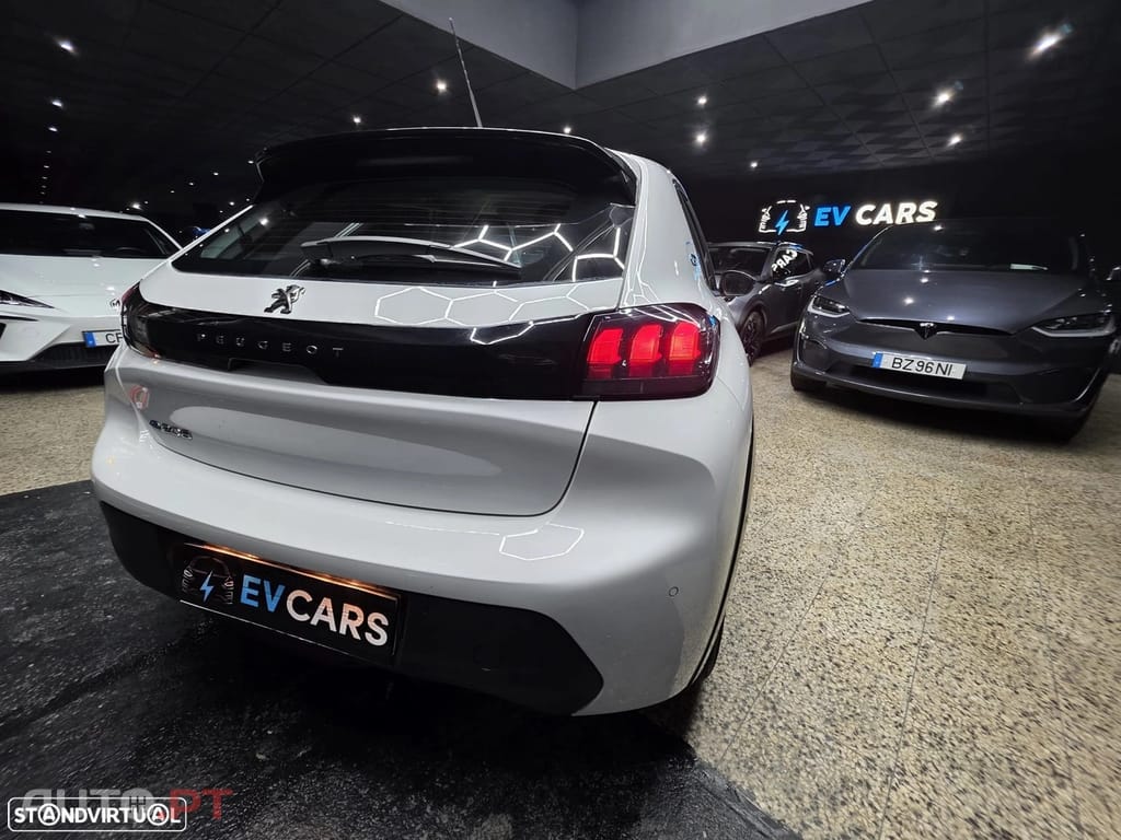 Peugeot E-208 50 kWh Active Pack