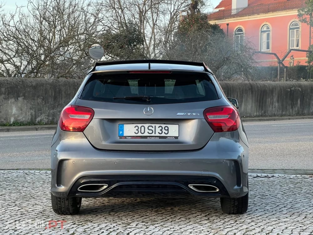 Mercedes-Benz A 180 d AMG Line