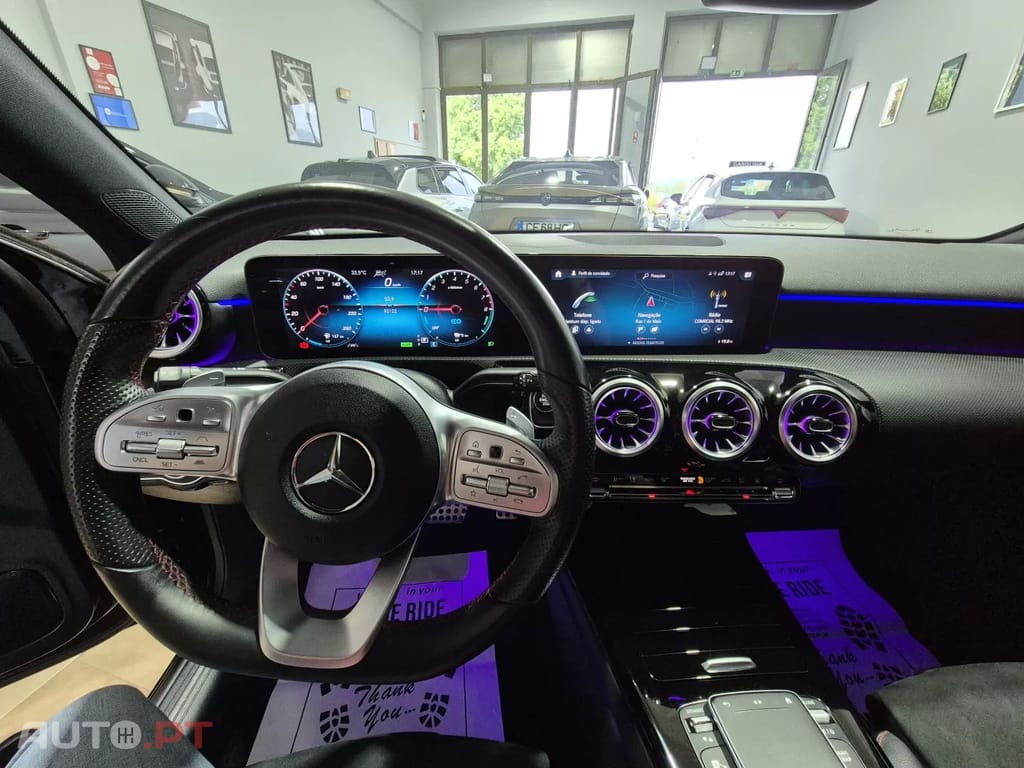 Mercedes-Benz A 250 e AMG Line