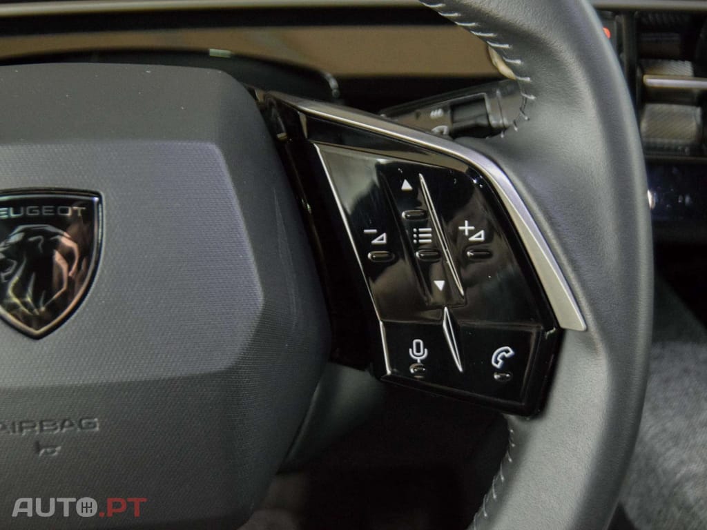 Peugeot 3008 1.2 Hybrid Allure e-DCS6