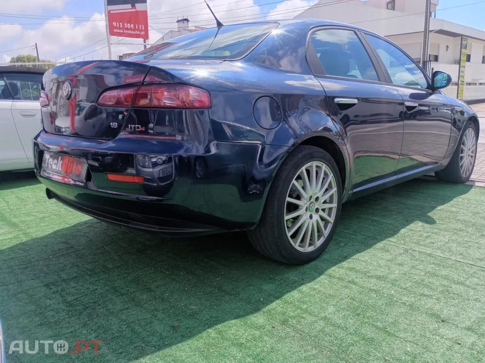 Alfa Romeo 159 1.9 JTDM 16V Sportiva