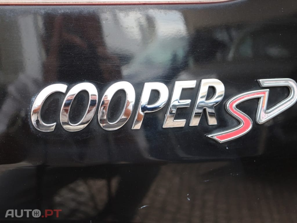 MINI Clubman Cooper SD Auto Desportiva — fotografia 10