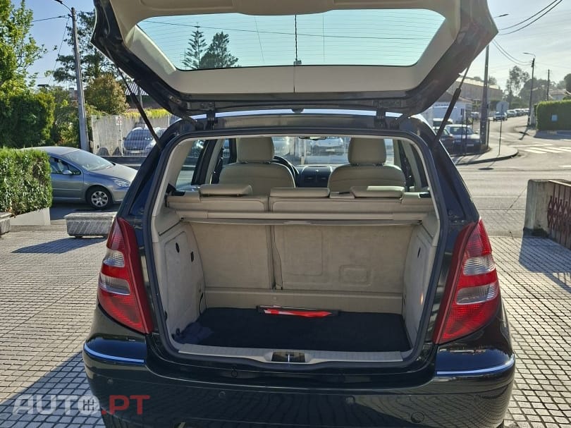 Mercedes-Benz A 150 Elegance Automatic