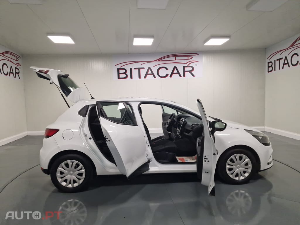 Renault Clio SOCIETE 1.5 DCI ZEN IVA DEDUTIVEL